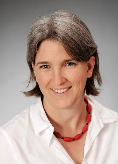 Ruth Wollwerth de Chuquisengo, Psychologische Psychotherapeutin